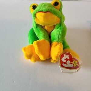 TY BEANIE BABY "SMOOCHY" THE FROG-1997 MINT WITH TAG PE PELLETS RETIRED VTG